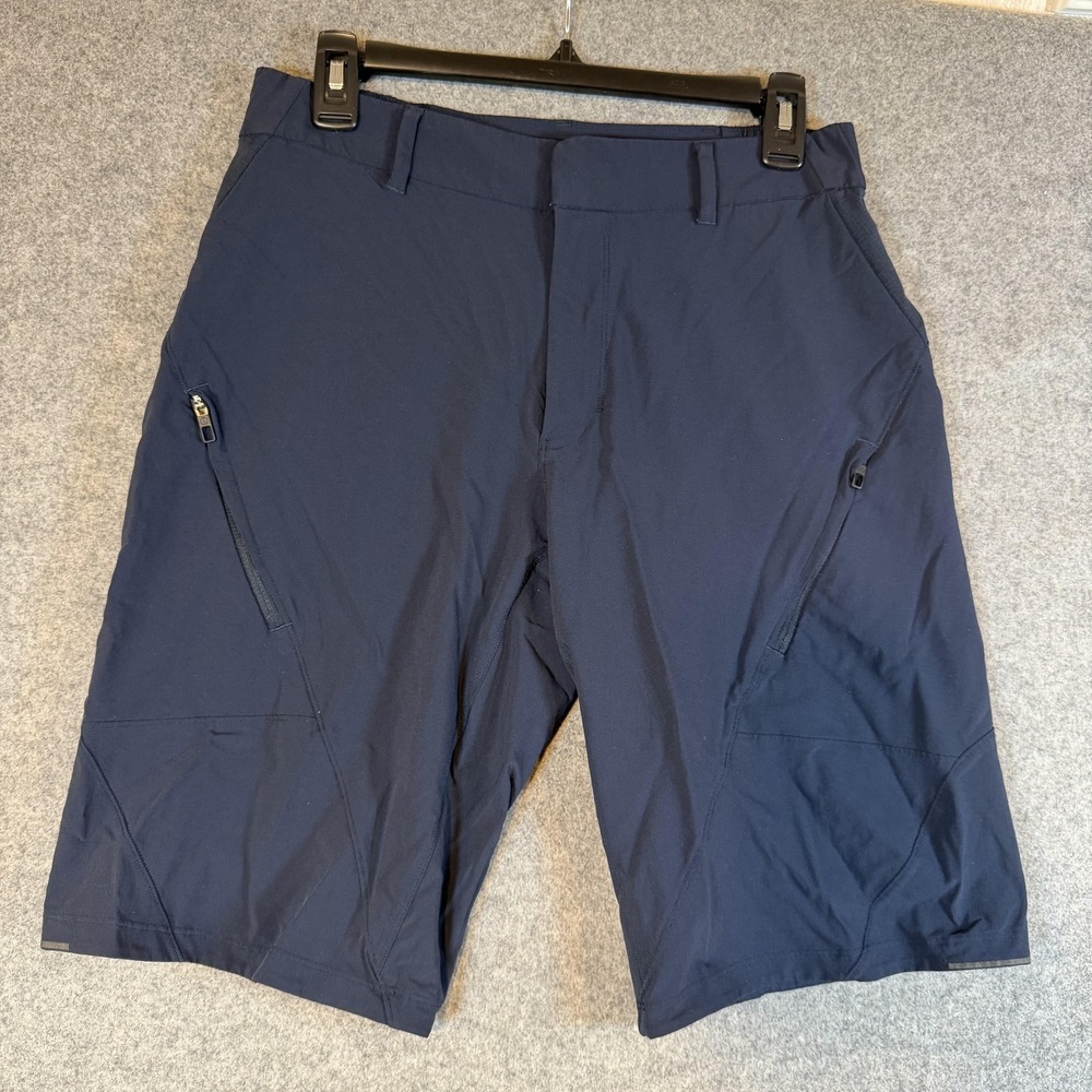 Lululemon Shorts Mens 31 Blue Athletic Hiking Stretch Zip Pockets 11 Inch Inseam